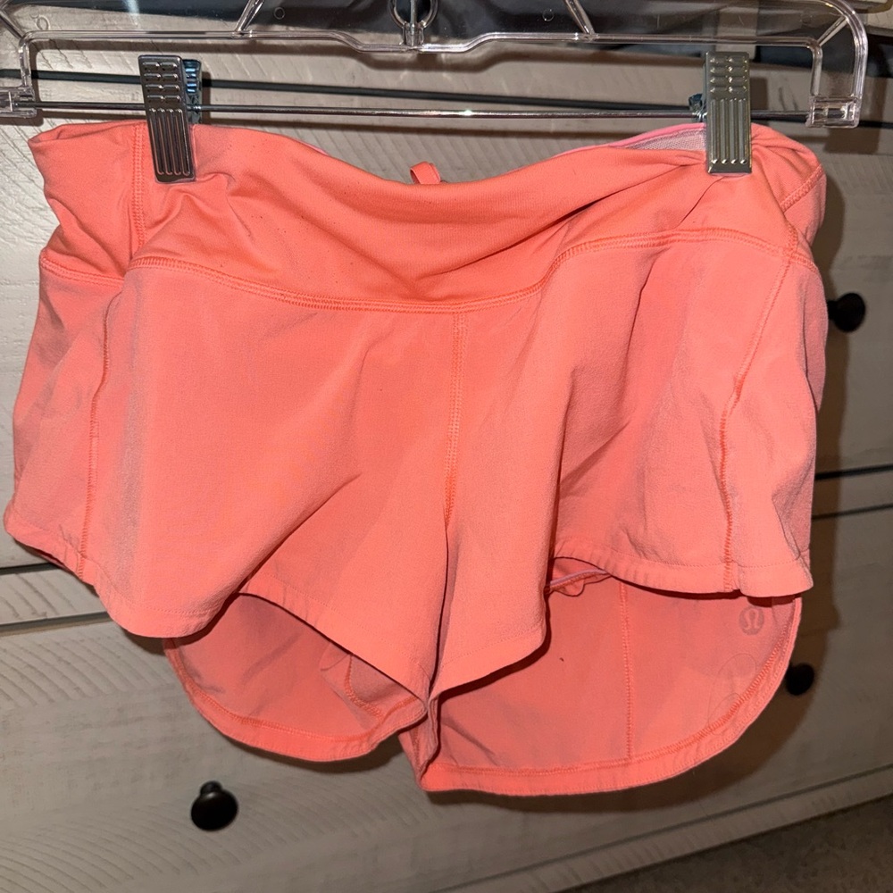 Lululemon Speed up 2.5 inch Sunset Orange!! Size 4